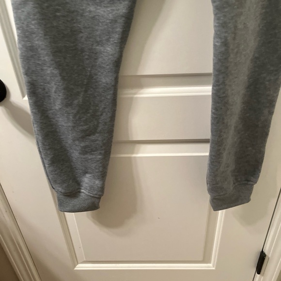 Switch Remarkable Men's Gray & Black Athletic Jogger Sweatpants Size Medium - Picture 14 of 15